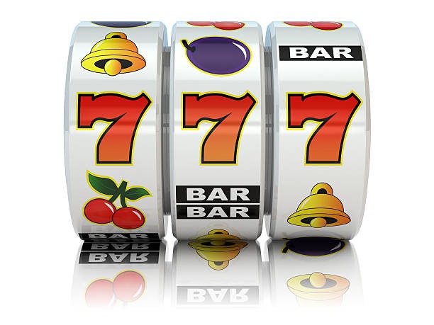 Baccarat card values and hand totals displayed on halototo interface
